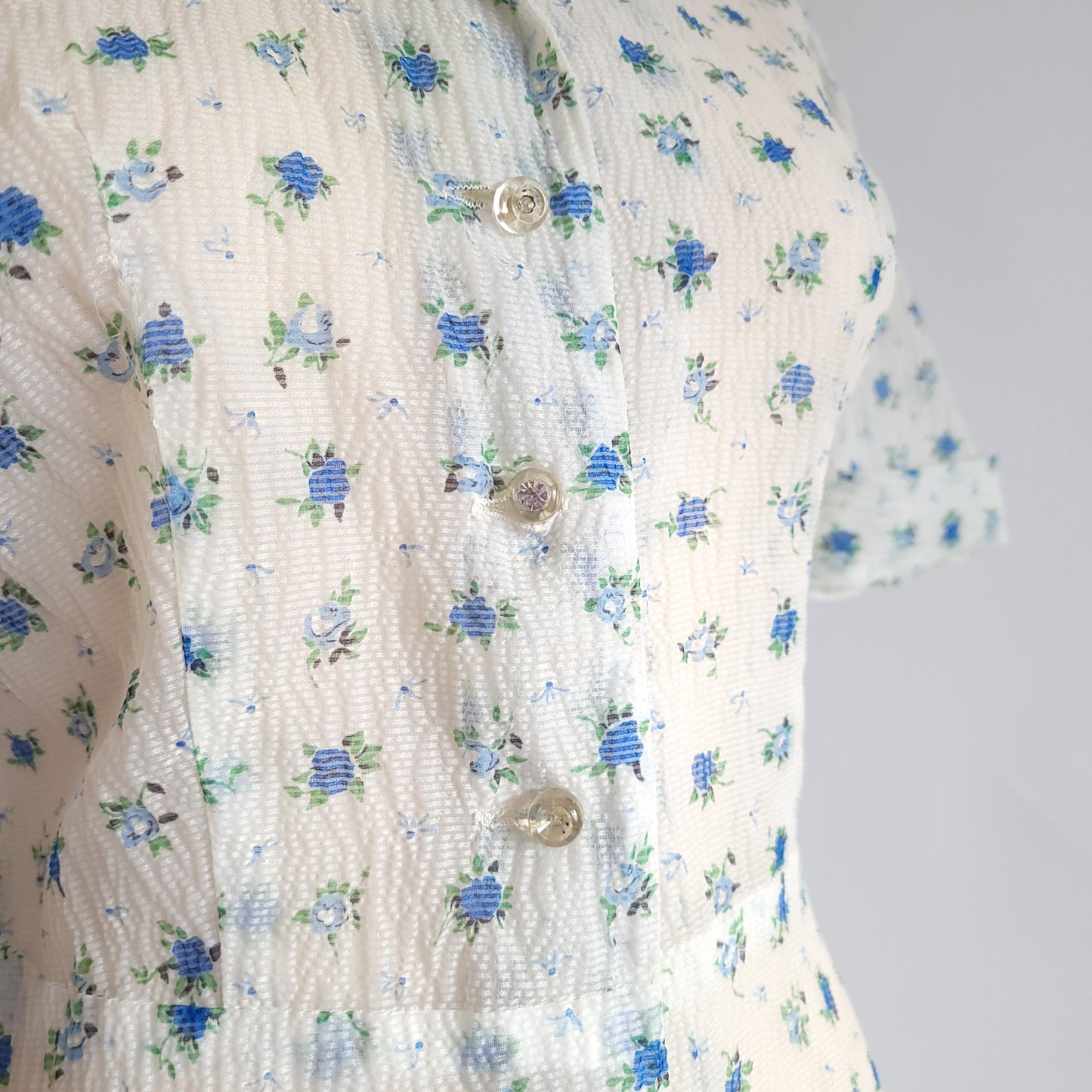 1950s Sheer Floral Blouse - small