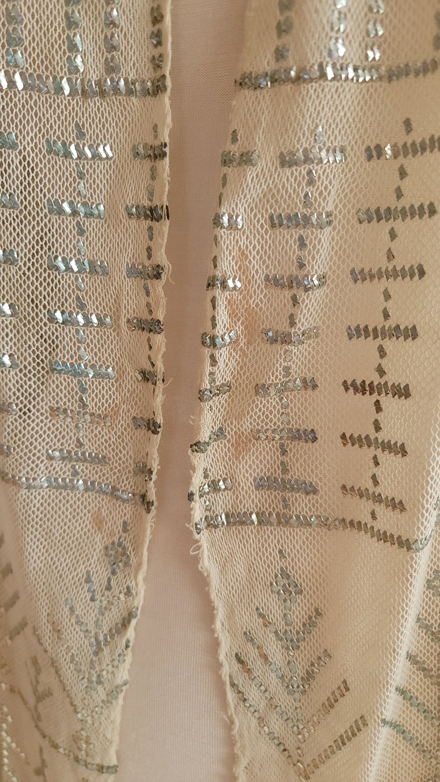 1920s Silver Assuit Shawl