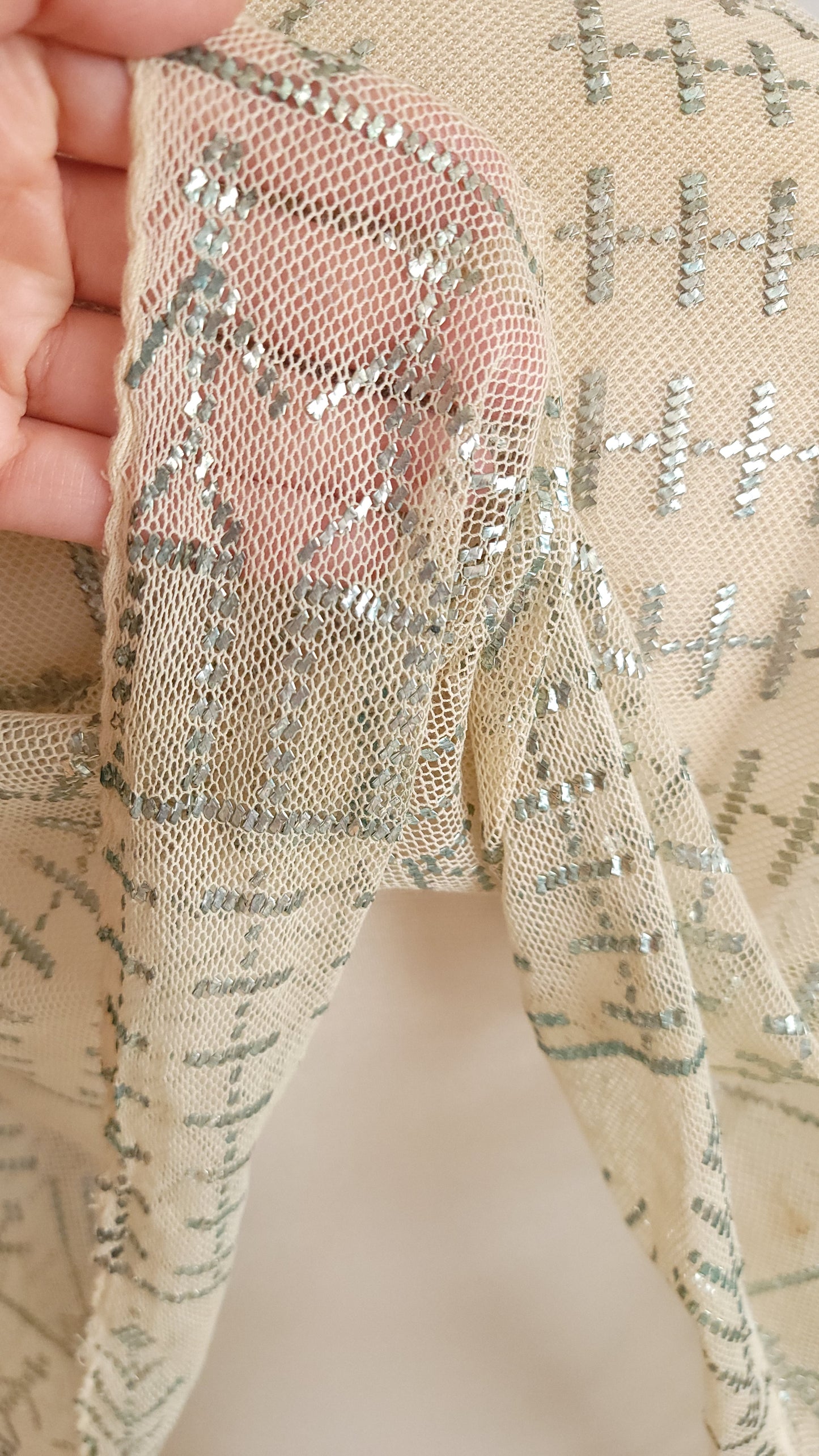 1920s Silver Assuit Shawl