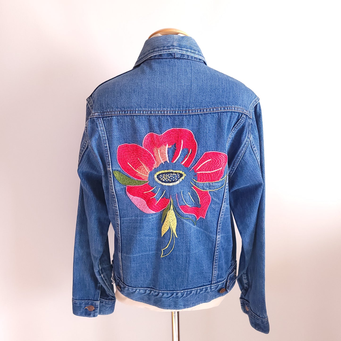 60s Roebucks Jacket with Embroidered Flower