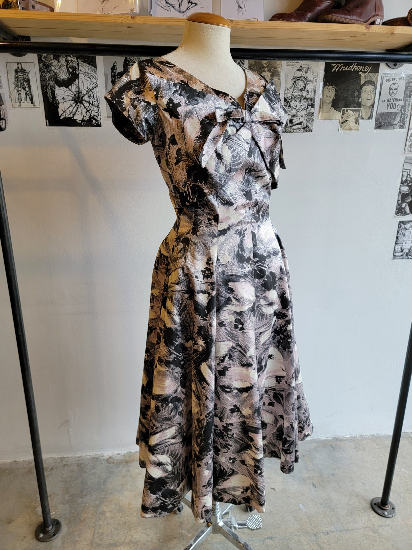 1950s Printed Satin Party Dress - Small