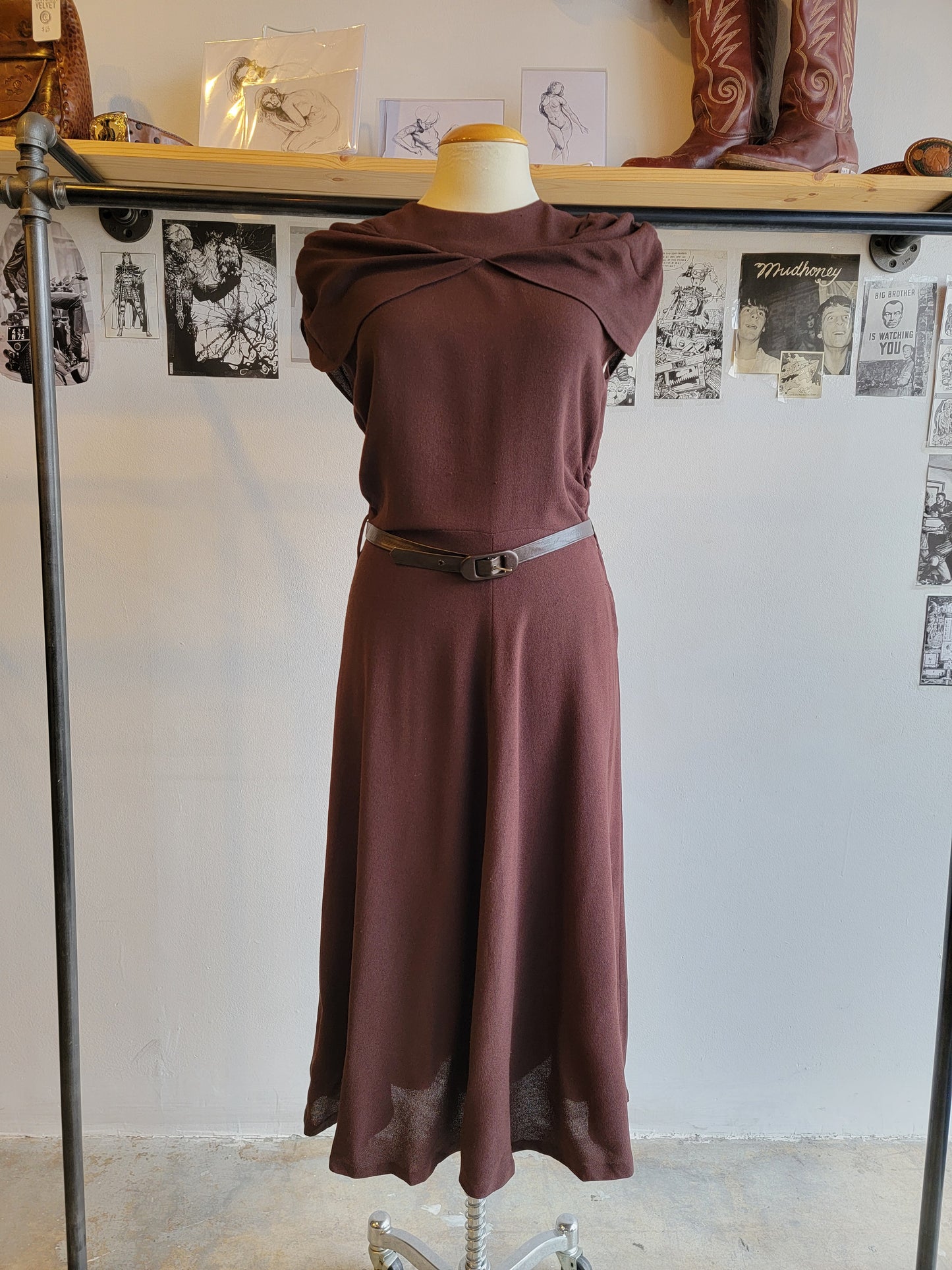 1940s Brown Rayon Crepe Dress - Medium