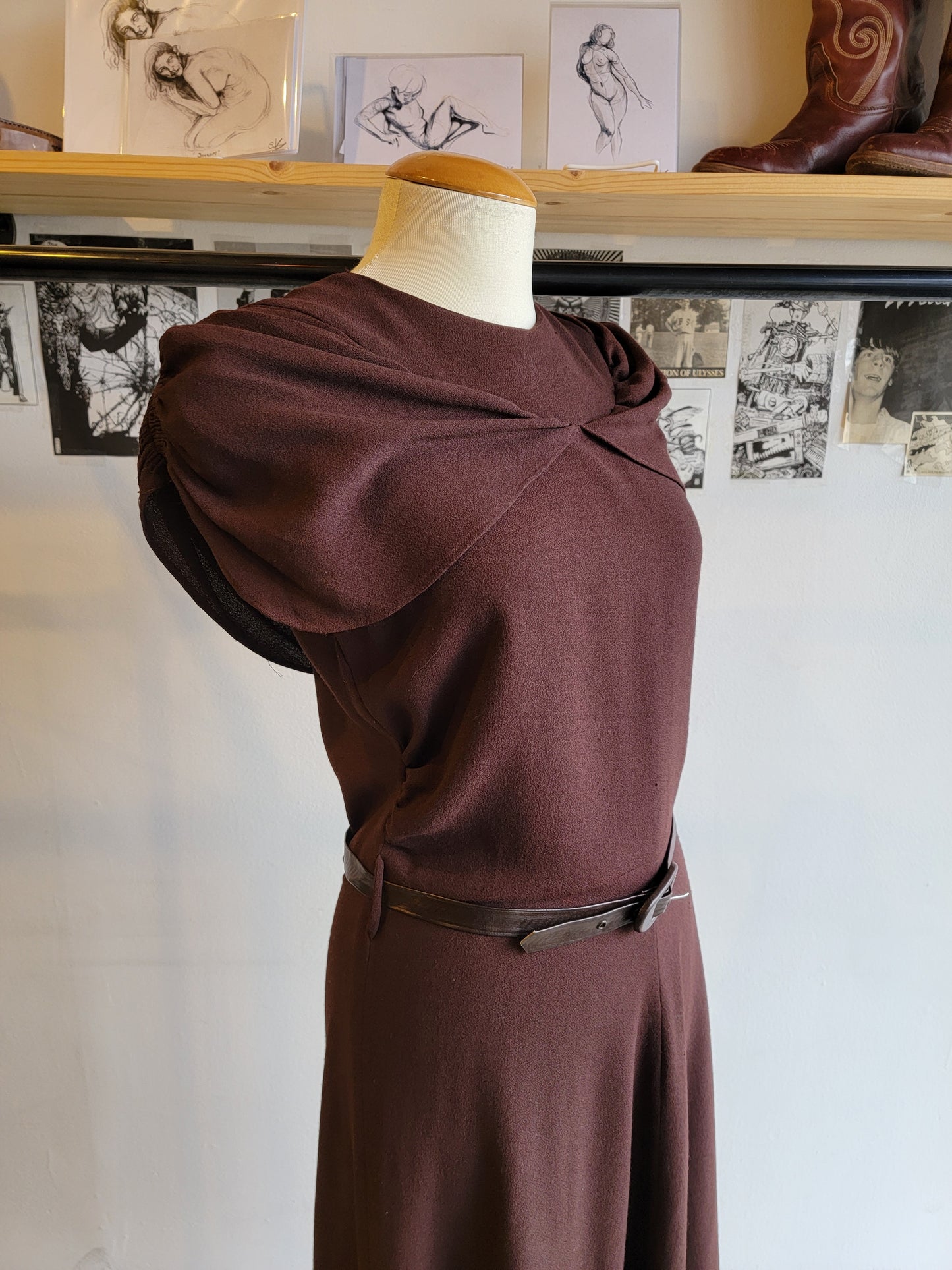 1940s Brown Rayon Crepe Dress - Medium