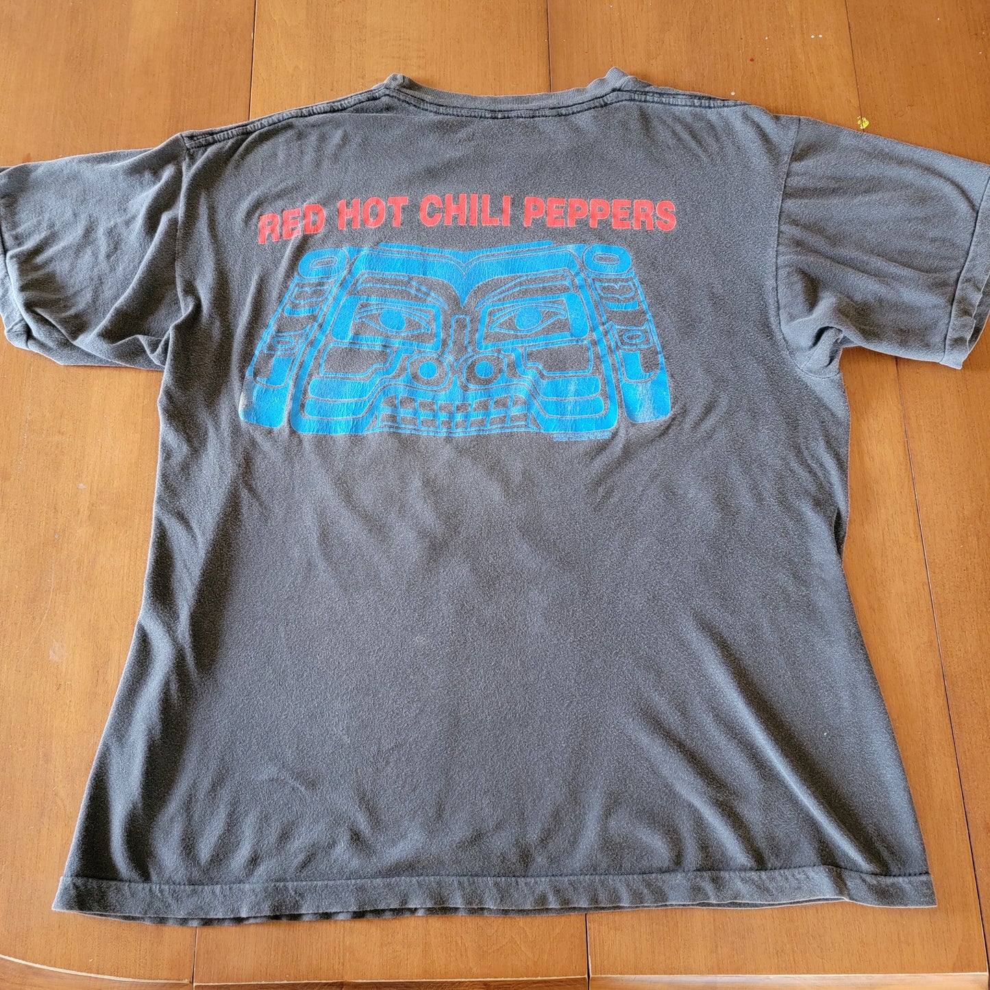 Vintage 1991 Red Hot Chili Peppers T-shirt