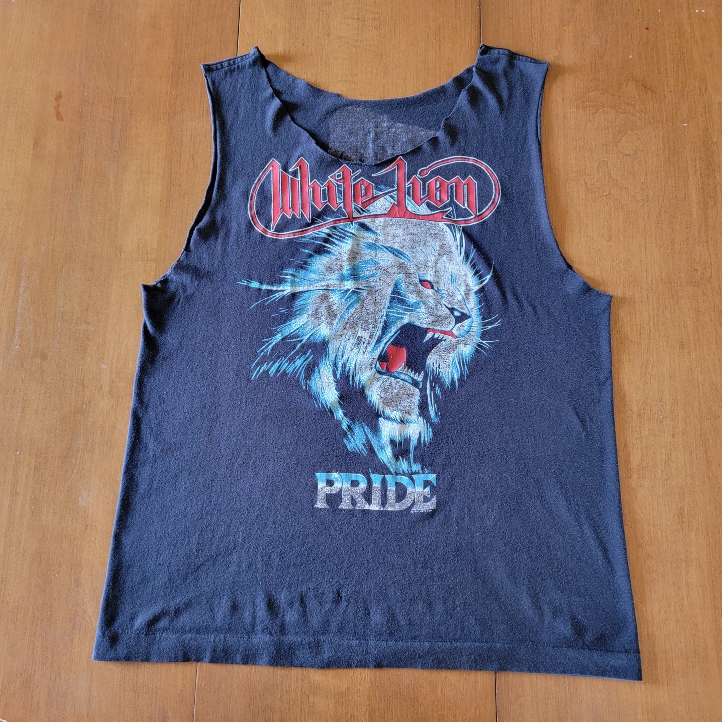 Vintage White Lion Tour Tee Medium