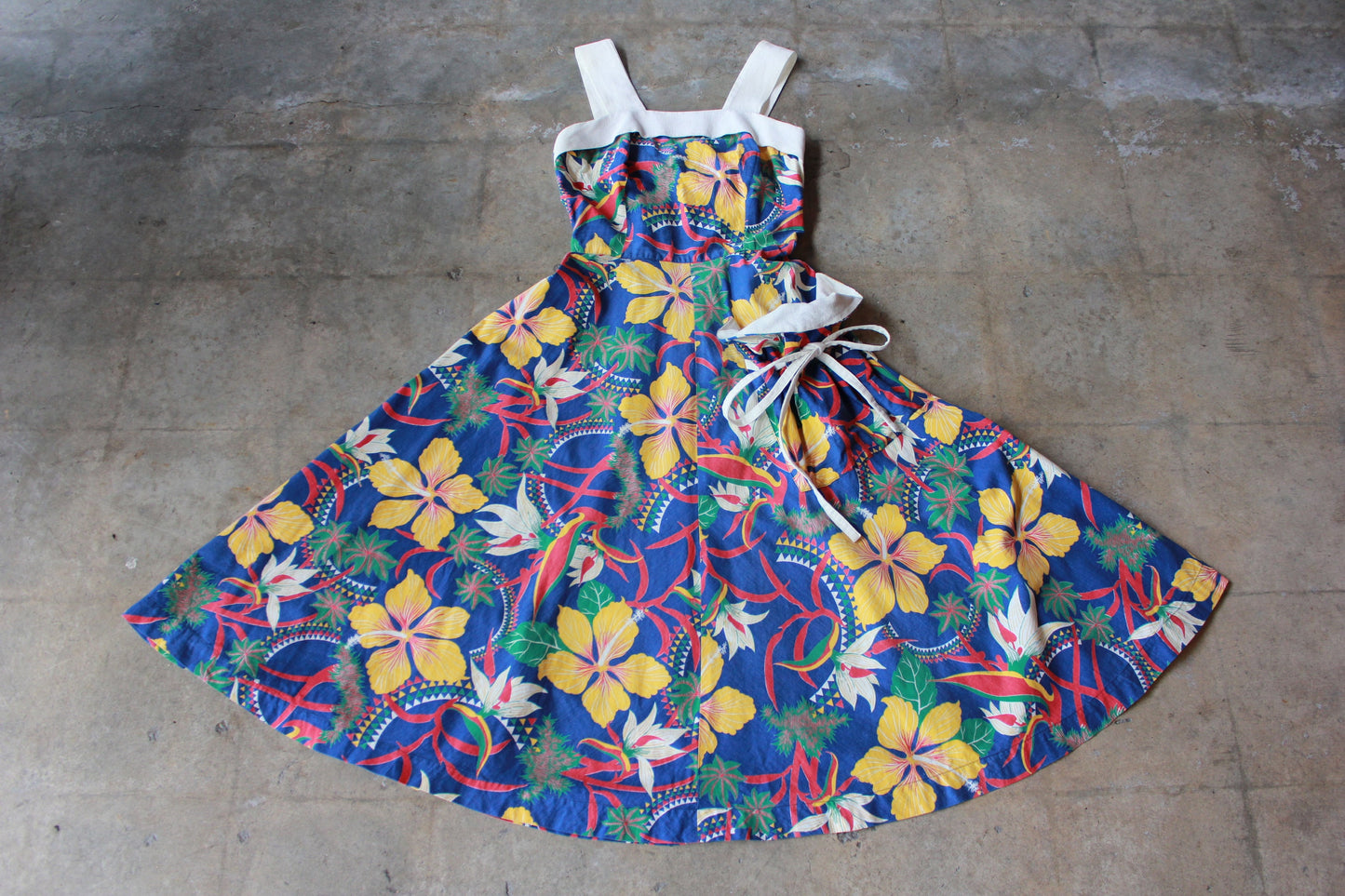 Kamehameha Hawaiian Dress